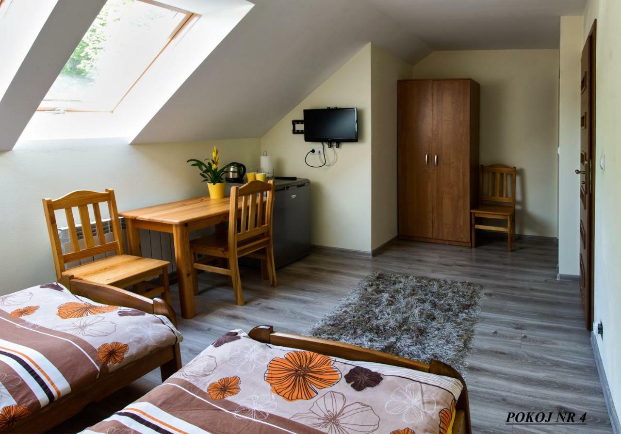 Domki I Pokoje U Borsa Lesko Kültér fotó