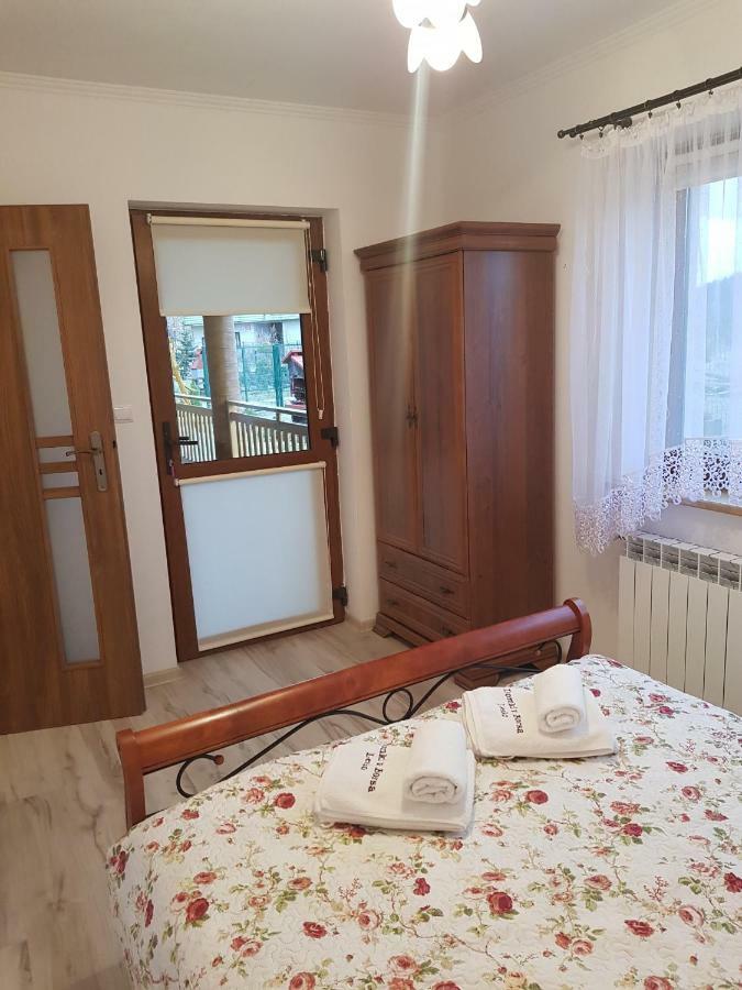 Domki I Pokoje U Borsa Lesko Kültér fotó